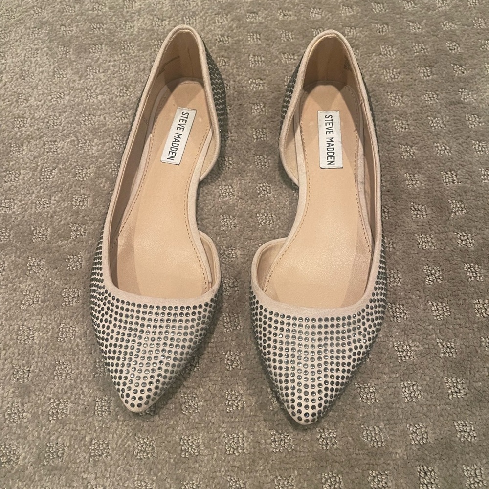 Steve Madden Studded Black and Cream Flats